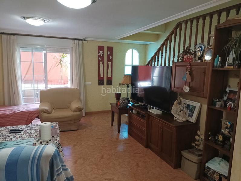 Foto 9ff107af-6378-4ba6-9f4a-cd91c1c0d8e6. Reihenhaus mit kamin heizung parking in Catral