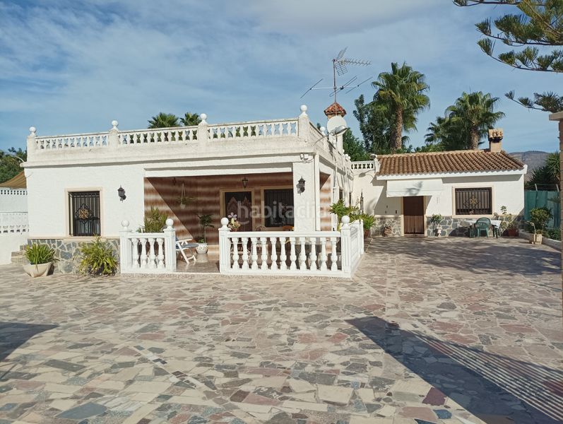 Foto 010e556d-2d82-4303-baaa-cafd8dd9434e. Masia amb xemeneia calefacció aparcament piscina a Albatera