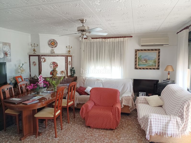 Foto 2292eda8-0d5e-4653-b38d-e8c09b91f12b. Masia amb xemeneia calefacció aparcament piscina a Albatera