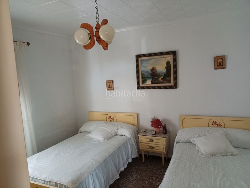 Foto ae04a3bb-0448-4dba-b01e-054c645259c1. Masia amb xemeneia calefacció aparcament piscina a Albatera