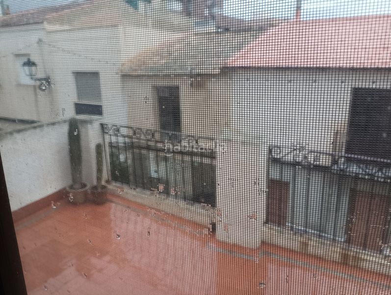 Foto 10bd6220-f6cf-4ee9-aafa-bb09874b722e. Casa adossada amb aparcament a Catral