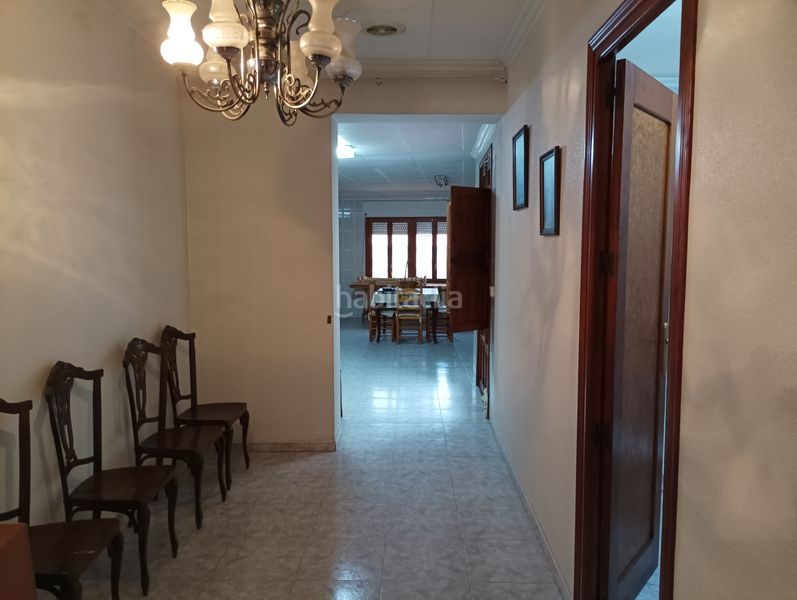 Foto 1bfa4413-99a7-488c-86f2-bf8c47d8e4b5. Casa adossada amb aparcament a Catral