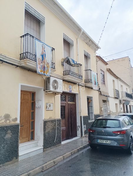 Foto 92683624-a150-4012-a973-2f49afc2c054. Casa adossada amb aparcament a Catral