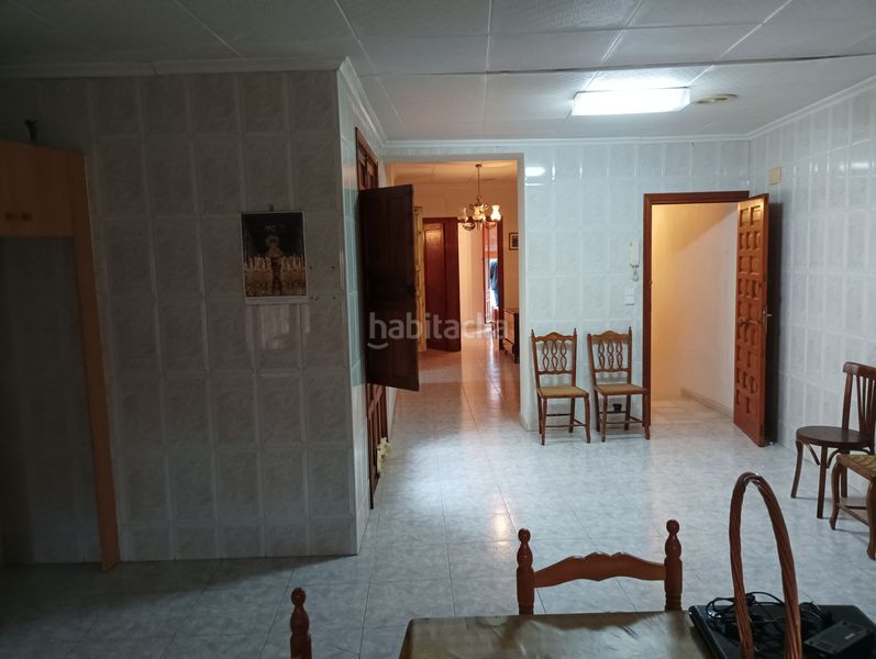Foto bede242a-d5d8-452b-aded-d0b8887bd80d. Casa adossada amb aparcament a Catral