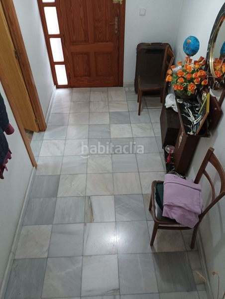 Foto db933cc0-3c99-4a4c-ac72-4c37c4863f76. Casa adossada amb aparcament a Catral