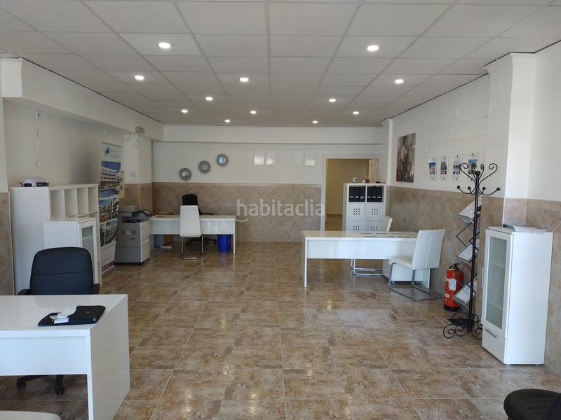 Foto cd1a3ba0-f126-49c9-b82c-ec8ea0ab32df. Location local commercial dans Catral