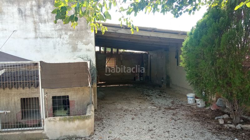 Foto 8b36693d-7ee5-486b-a5b9-574e4328736e. Xalet amb xemeneia calefacció aparcament a Catral