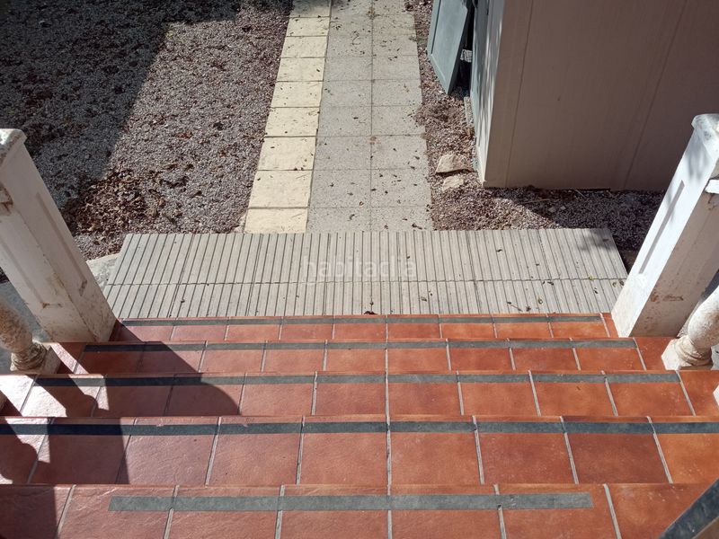 Foto ef193472-ce64-4171-9a70-7aedc37cc304. Xalet amb xemeneia calefacció aparcament a Catral