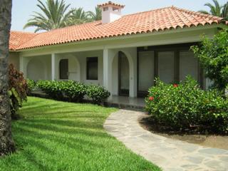 Casa en Avenida de gran canaria 104. Bungalow en sun club