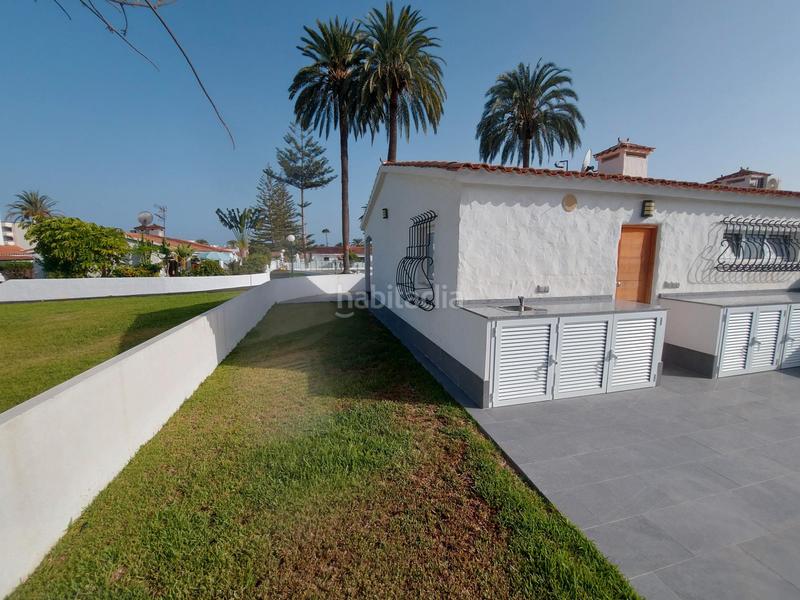 Foto 3cee0d23-437f-46d7-b19e-ba1f7bfb2669. Alquiler casa adosada en calle barcelona 1 bungalow en centro de playa del ingles en San Bartolomé de Tirajana