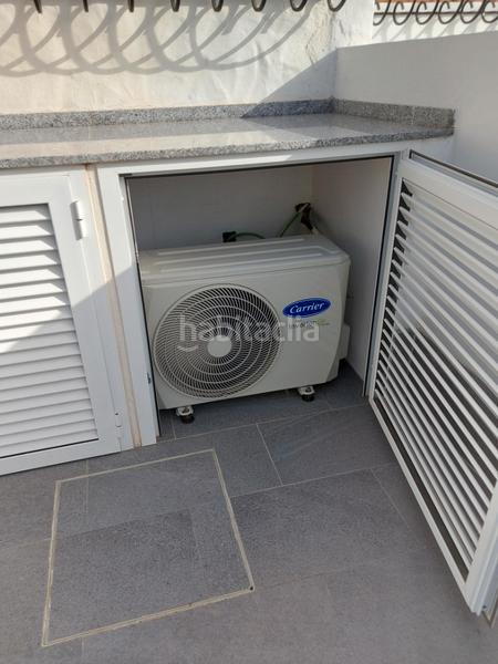Foto 6bc8ac69-a9a8-45d3-8635-c7a5ea13116e. Alquiler casa adosada en calle barcelona 1 bungalow en centro de playa del ingles en San Bartolomé de Tirajana