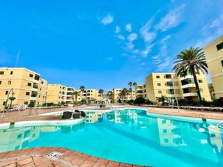 Apartament  Avenida de italia 20. Apartamento en centro playa del inglés a 5 minutos del c.c yumbo
