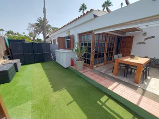 Casa en Avenida touroperador tjaereborg 7. Selecto bungalow en maspalomas