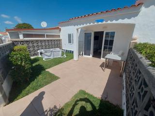 Maison à Avenida estados unidos 60. Bungalow con jardín privado zona c.c yumbo