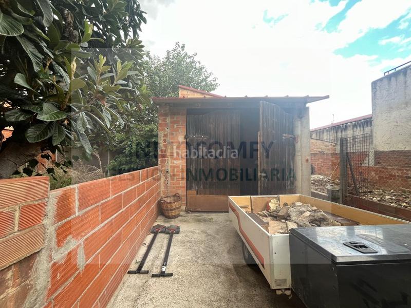 Foto 2a4697ec-6b8b-4f6e-9784-037a8d2ad198. Casa in calle aigueta in Bisbal d´Empordà (La)