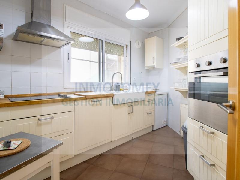 Foto ac3a15c7-d46c-4b1a-9622-163c24296a72. Piso en calle floridablanca 14 piso en venta en llança en Llançà