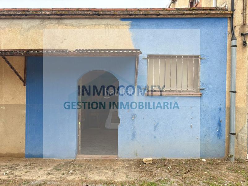 Foto 90002d64-0bfb-48ec-a377-7b3ecd8f324b. Lloguer local comercial a avenida president companys s/n a Bisbal d´Empordà (La)