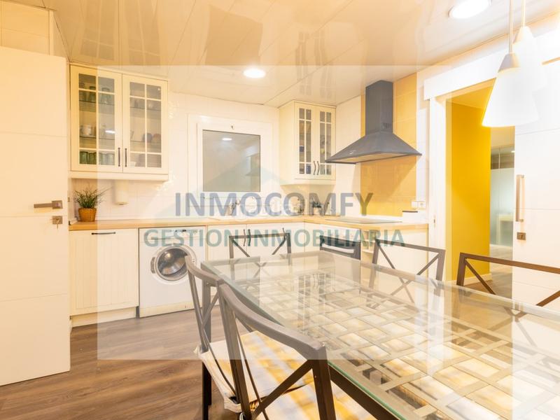 Foto c234598b-86c6-45f3-a57a-cf202e72f384. Appartement dans calle emili grahit 55 dans Eixample Nord Girona