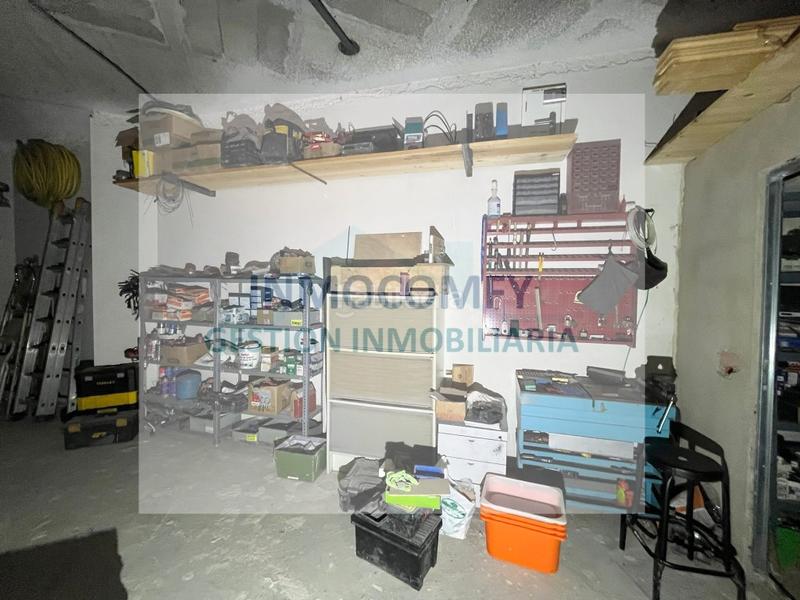 Foto aa1b8f5d-ae51-4d7e-ab7d-c2808a9680dd. Business premise in carrer almogàvers 20 in Bisbal d´Empordà (La)