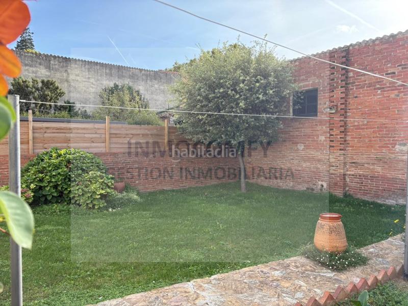 Foto 8dc9535c-6322-4bec-b968-8d3ab669f60c. Casa en calle aigueta casa en venta en la bisbal dempordà en Bisbal d´Empordà (La)