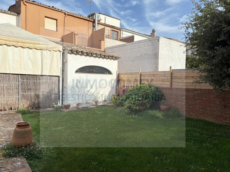 Foto d757700b-f37a-4158-b0ae-81494b7e7da0. Casa en calle aigueta casa en venta en la bisbal dempordà en Bisbal d´Empordà (La)