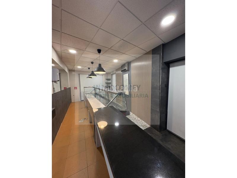 Foto 79d20f97-e6a6-48a6-9189-4628c41aaec4. Lloguer local comercial a calle germans sitjar 4 a Bisbal d´Empordà (La)