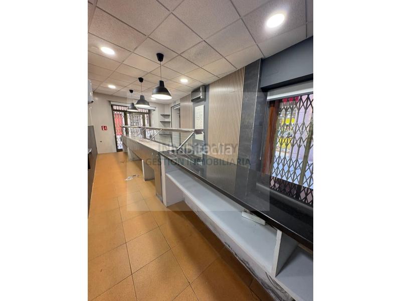 Foto afd312ce-5403-4e14-9f06-d851e3b11b2d. Lloguer local comercial a calle germans sitjar 4 a Bisbal d´Empordà (La)