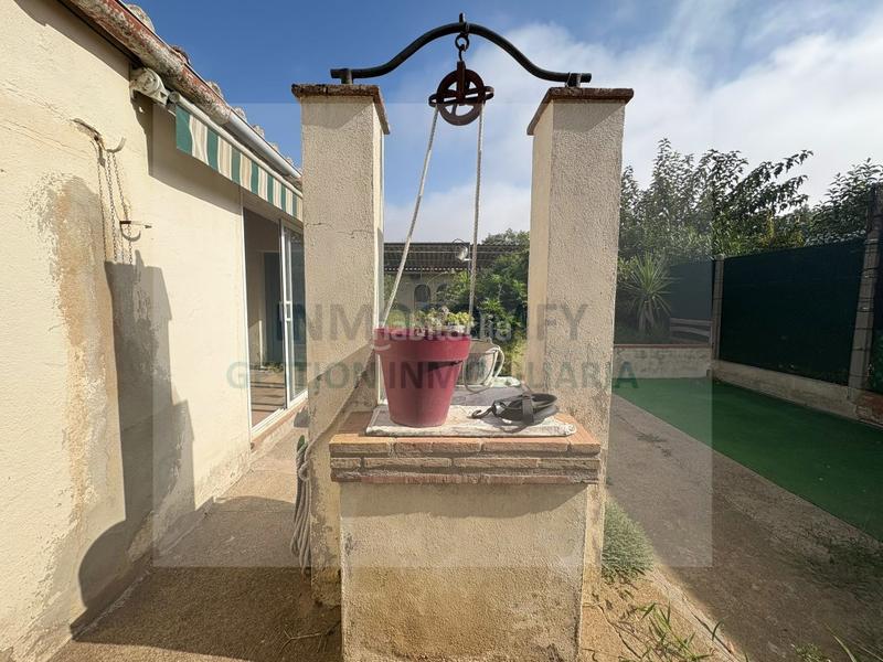 Foto 6e1258de-7b23-4416-a6dd-2a4d5f9a0b6c. Casa a calle carme carles-vul. 3 a Forallac