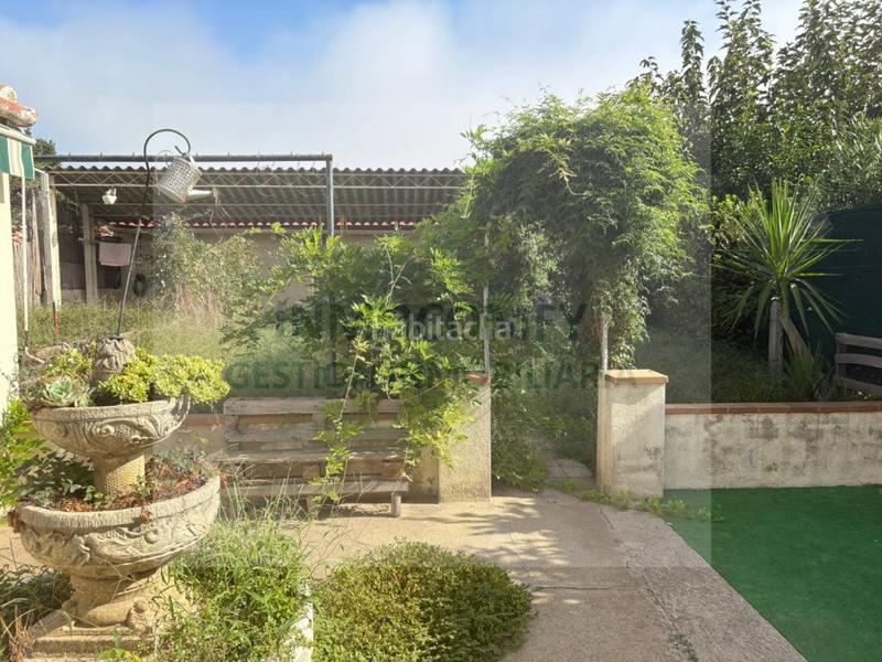 Foto 9e650ad7-21a8-4fe7-8f5a-ee4df69b02c7. Casa a calle carme carles-vul. 3 a Forallac