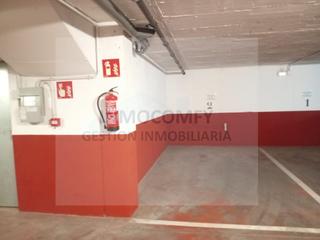 Autoparkplatz  Calle solidaritat 34. Plaça de parking en la bisbal dempordà