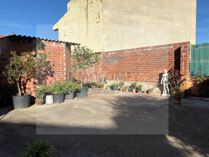 Foto 3e004e95-8109-469a-a773-bcd1273df172. Casa in calle sicilia 52 in Bisbal d´Empordà (La)