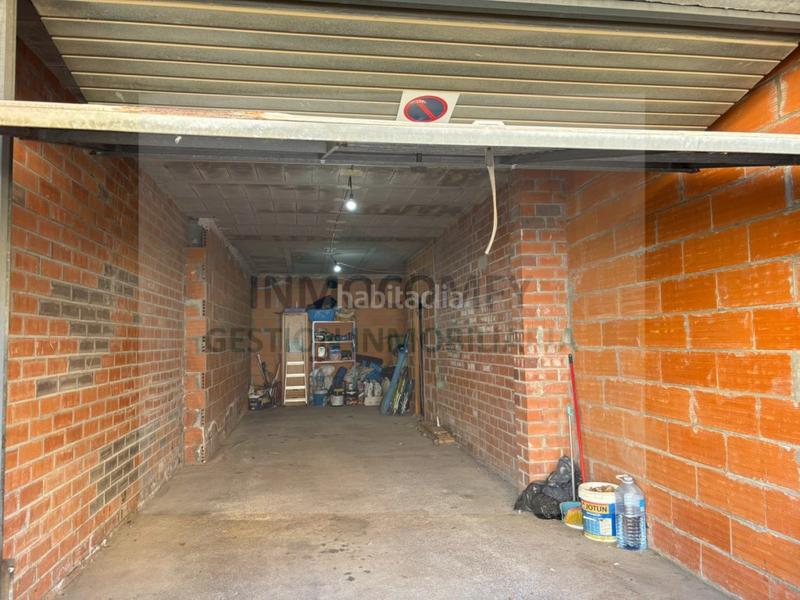 Foto c28de39d-2ee3-4e66-9d6e-bce67c1078df. Casa in calle sicilia 52 in Bisbal d´Empordà (La)