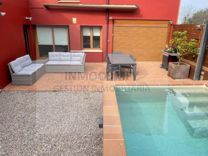 Foto 4ddb69a3-75e4-4e57-8df6-088ae088ada4. Casa amb aparcament a Forallac