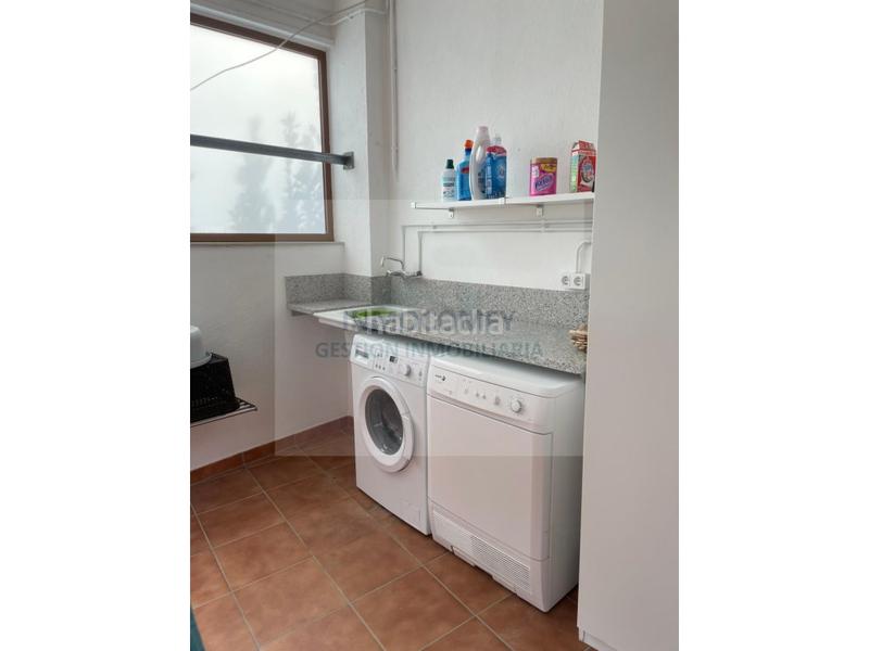 Foto cec42f7d-3428-42fb-901c-3f2e768766be. Casa amb aparcament a Forallac