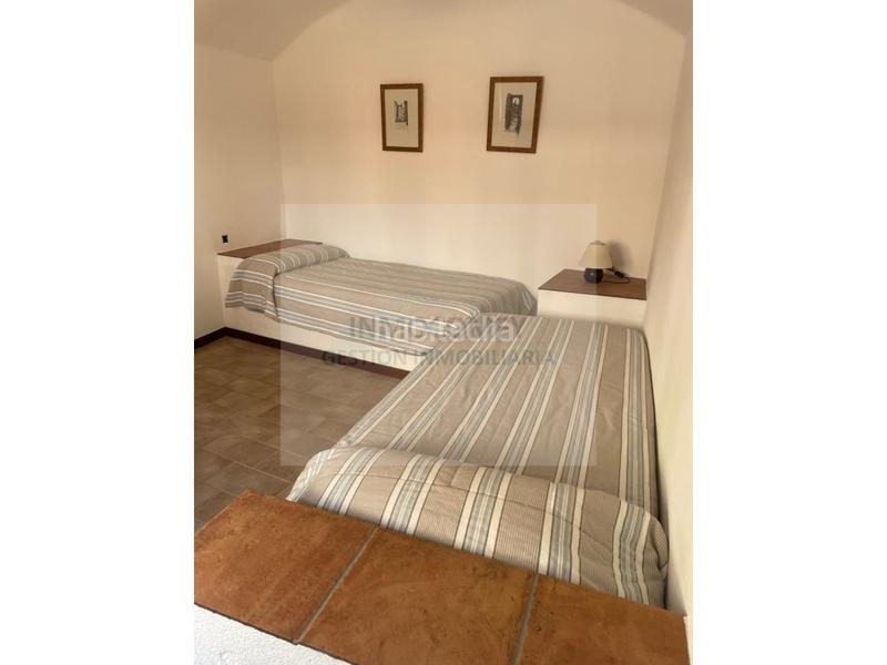 Foto d76af44d-cacb-44f7-b59b-0733c1a2281f. Casa amb aparcament a Forallac