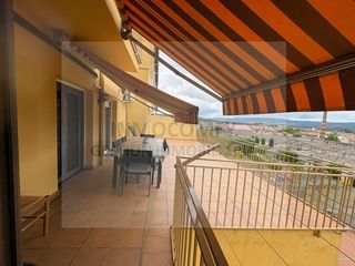 Flat  Calle pere caimo. Piso en venta en la bisbal dempordà