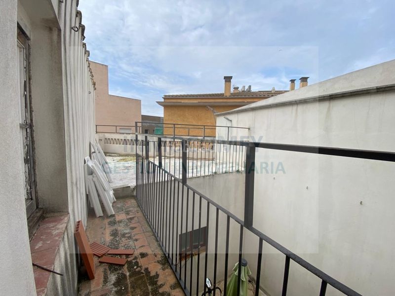Foto 964e6193-5c84-4cd8-99fd-5ea0fd830d17. Edifici a Torroella de Montgrí