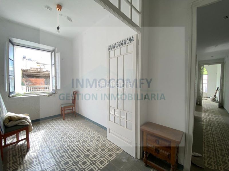Foto b426058d-60fa-4c45-b576-4825d58918ff. Edifici a Torroella de Montgrí