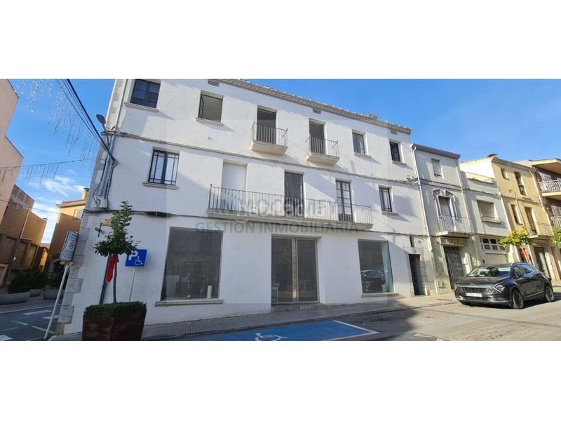 Foto de0638f6-1cc0-4c90-b2e4-9947166a68dd. Edifici a Torroella de Montgrí