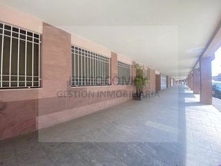 Locale commerciale  Calle proudhon carbo garriga. Local en venta en la bisbal dempordà