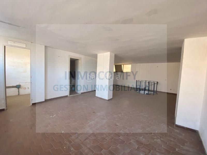 Foto 1f20b37f-8d89-48ad-a2d0-710750ee8b2a. Business premise in calle pau casals 4 in Bisbal d´Empordà (La)