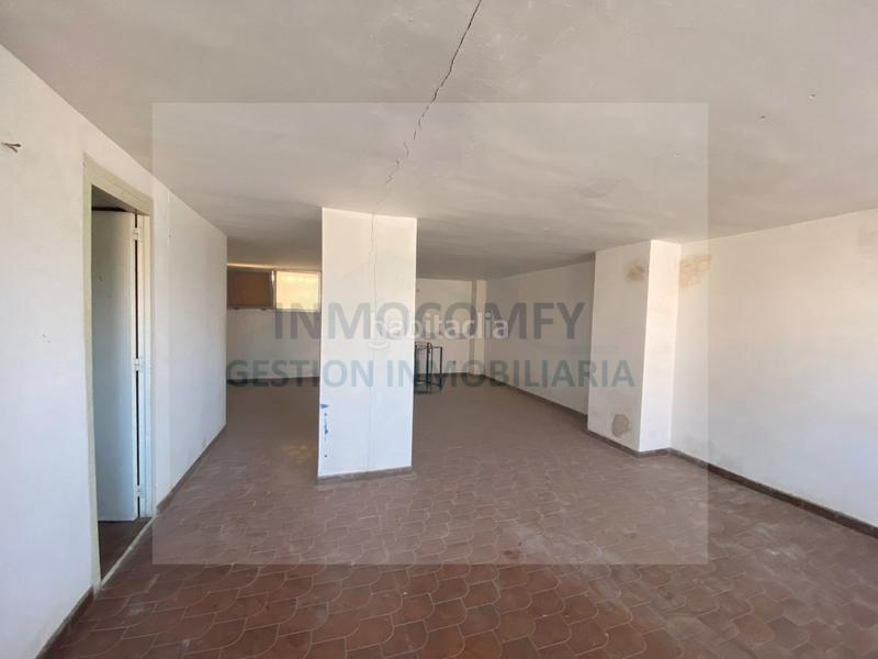 Foto 872c9ec5-6637-43bf-9a4e-c6fbbe57033a. Business premise in calle pau casals 4 in Bisbal d´Empordà (La)