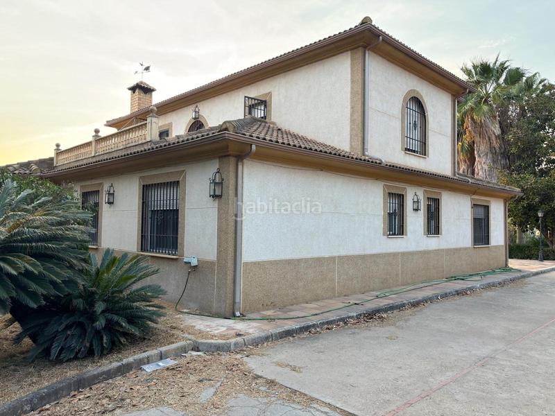 Foto d0027eaf-3883-4ff6-8d05-5a83ef81e1d8. Chalet  en ubanizacion torreblanca en Centro Córdoba