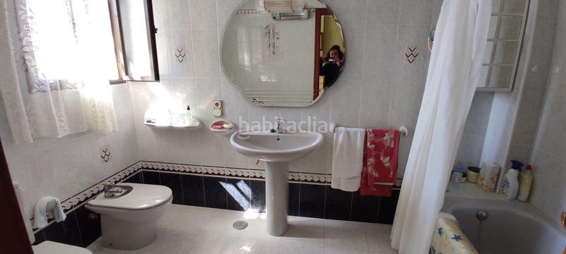 Foto a76ad4c0-fe55-4ea7-9583-d561fbdb2a7a. Chalet with parking pool in Centro Córdoba