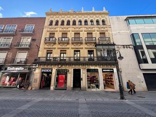 Appartement à Centro. Pisazo en el centro