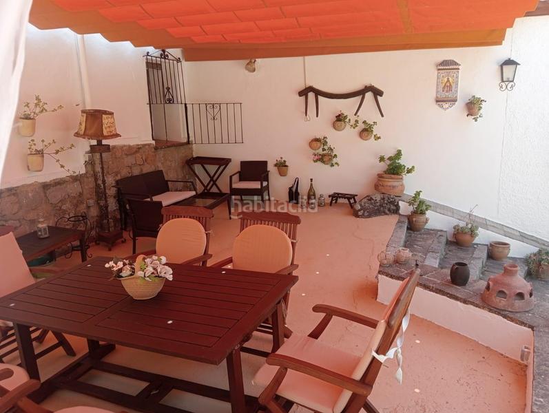 Foto 5e18e542-f544-4e71-8ed5-99518f2652e2. Casa amb piscina a Andújar