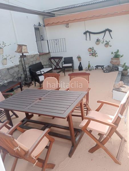 Foto a77ee246-7011-47f8-8d45-c5f07e706414. Casa amb piscina a Andújar