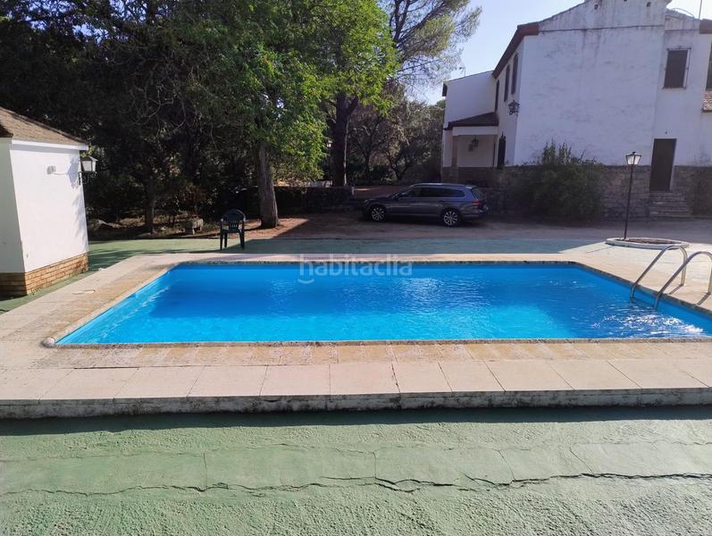 Foto cfc80e98-2f37-43a3-9845-791c17ab813f. Casa amb piscina a Andújar