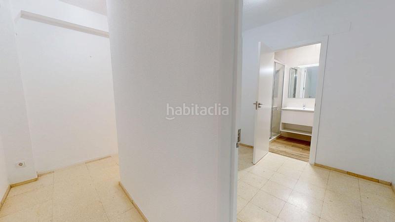 Foto 9a23f6aa-1dba-4805-b71d-d3567e3528d3. Piso magnifica vivienda situada en pleno Centro de cordoba, con 5 dormitorios, 2 baños y terraza. en Córdoba