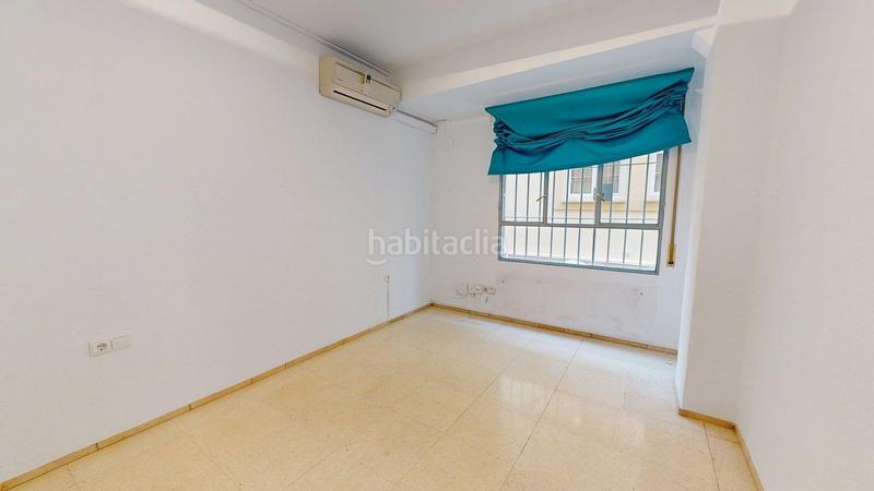 Foto ffe324e2-cc04-4f90-b64a-73df79efa4e3. Piso magnifica vivienda situada en pleno Centro de cordoba, con 5 dormitorios, 2 baños y terraza. en Córdoba